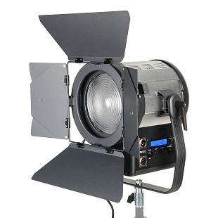 фото Fresnel 200 RGB X3 DMX